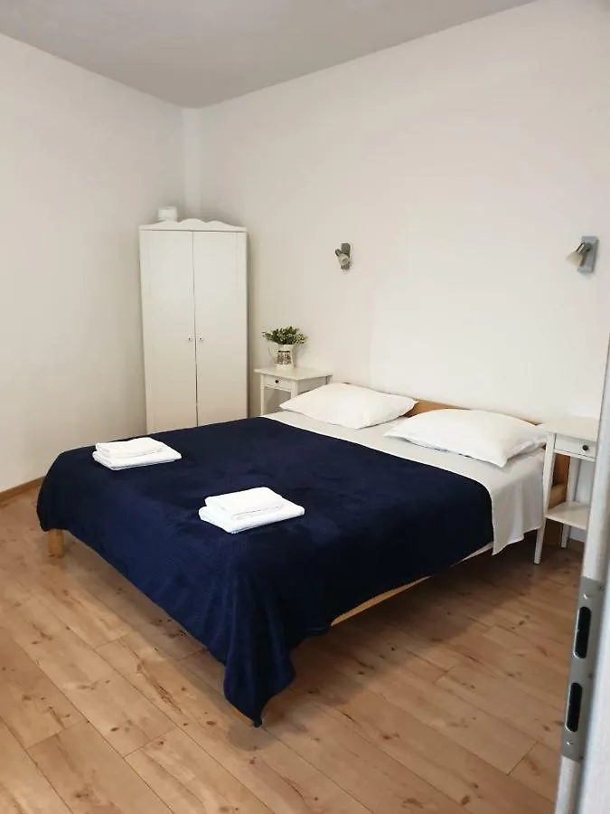 Golden B&B Split Bed and breakfast